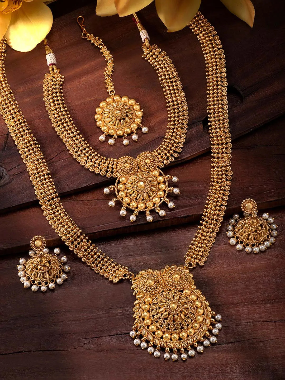 Jewellery Set – Elegant & Traditional Designs for Women | Peora