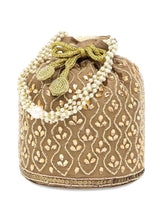 Fashion Brides – Modern Bridal Jewellery Collection | Peora