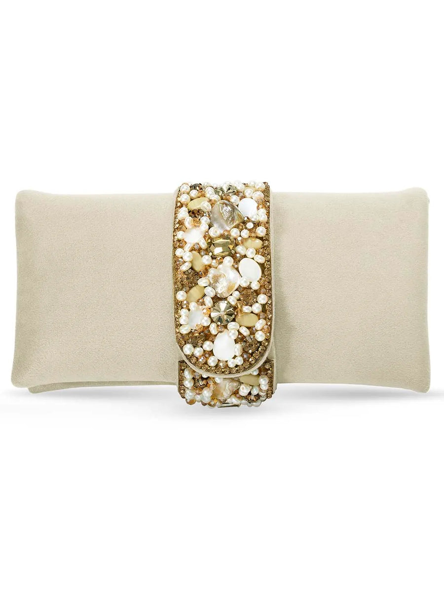 Fashionable Clutch Couture Purse - Cream