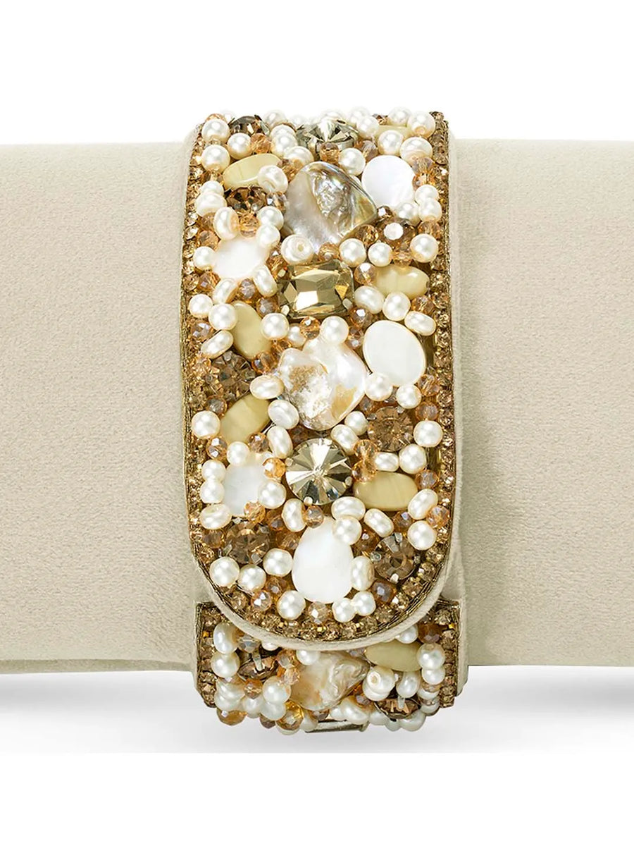 Fashionable Clutch Couture Purse - Cream