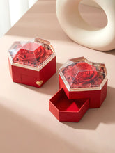 Minstely Preserved Rose and Necklace Box
