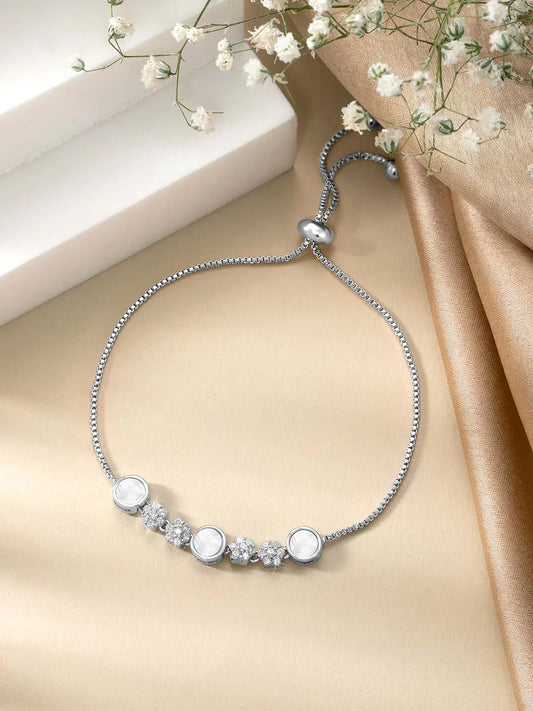 Pearl Bracelet by Peora – Classic Fashion Jewellery

