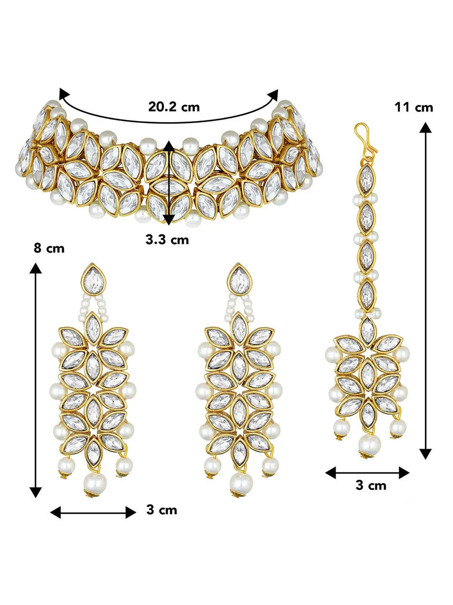 Charm in Every Strand Pearl Choker