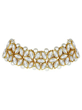 Charm in Every Strand Pearl Choker