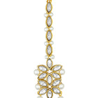 Charm in Every Strand Pearl Choker