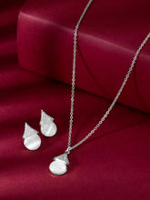 Cat Eye Style Charms Pendant Set - Silver