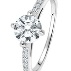 Crystal Beauty Ring by Peora – Elegant & Sparkling Design