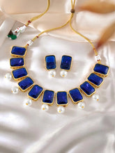 Horizon Beauty Crystal Pearl Necklace - Blue