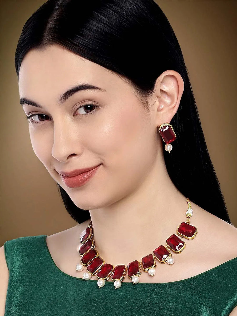 Horizon Beauty Crystal Pearl Necklace - Maroon