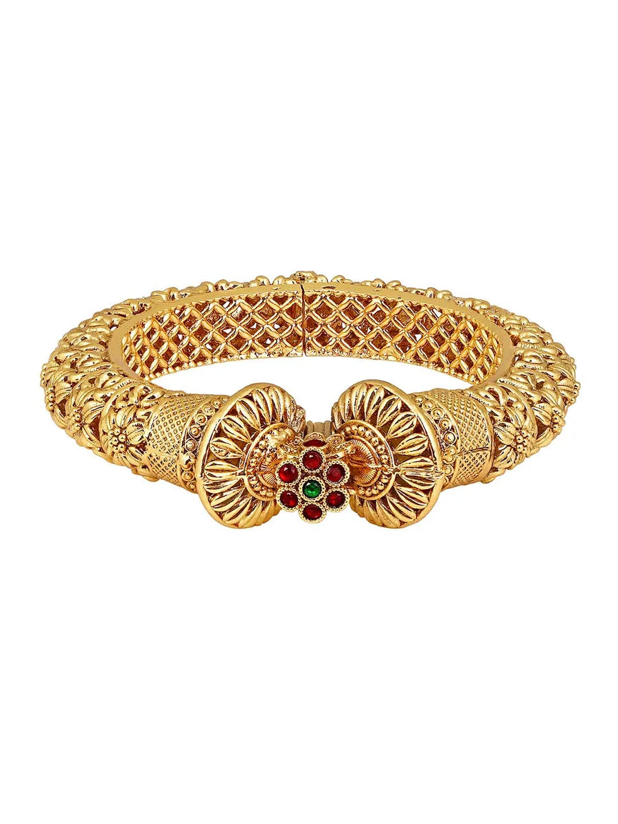 Kada Bangle for Women – Traditional & Modern Styles | Peora