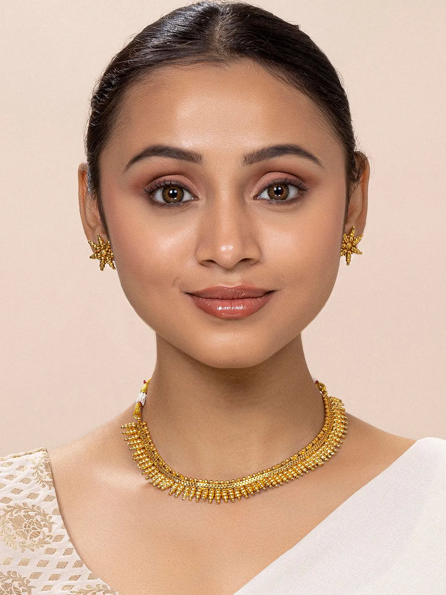 Necklace Set – Elegant & Handcrafted Jewellery for Women | Peora