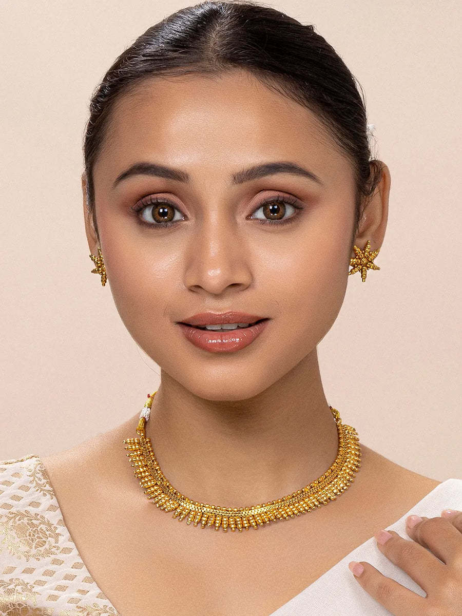 Necklace Set – Elegant & Handcrafted Jewellery for Women | Peora