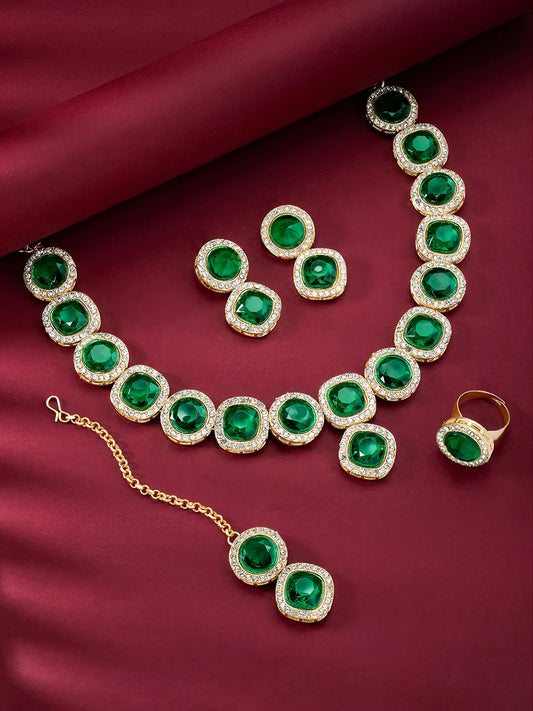 Necklace Set by Peora – Elegant Craftsmanship for Every Occasion