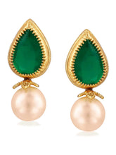 Pearl Necklace Set by Peora | Classic Pearl Fashion Jewellery

