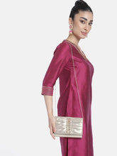 Party Clutch Essentials by Peora | Must-Have Fashion Accessories for Evenings

