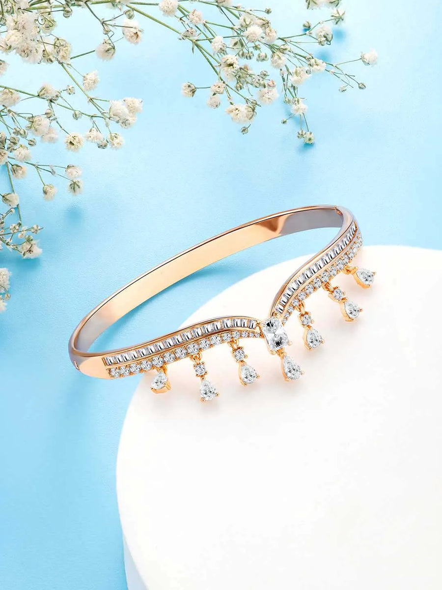 Kada Bracelet – Elegant Traditional Jewellery for Women | Peora