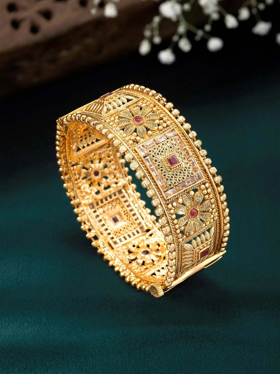 Stone Kada for Women – Stylish & Sparkling Bangles | Peora