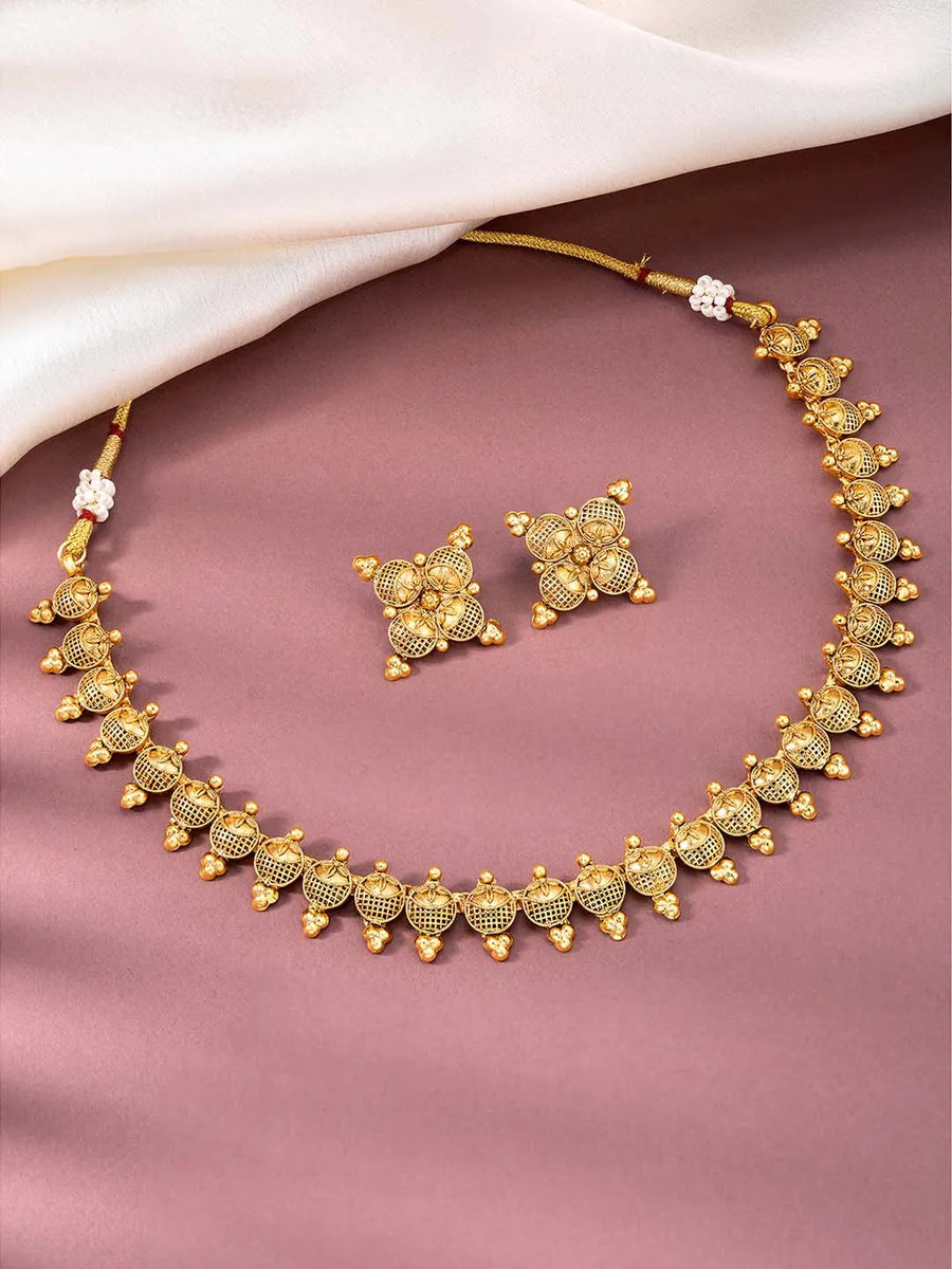 Necklace Set – Exquisite Jewellery for Every Occasion | Peora
