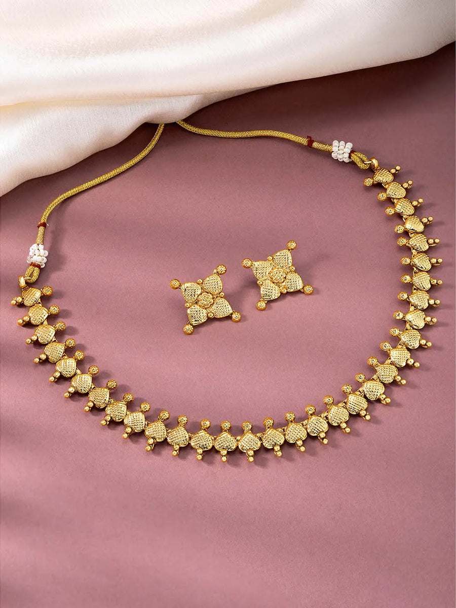 Necklace Set – Handcrafted Jewellery for Every Occasion | Peora