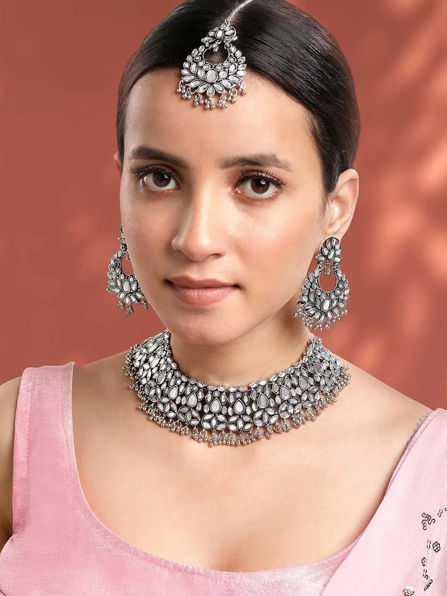 Choker & Earrings Set by Peora – Complete Your Look with Elegant Style