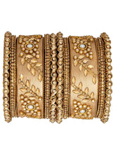 Exquisite Kundan Bangles | Peora Jewellery - Traditional Elegance