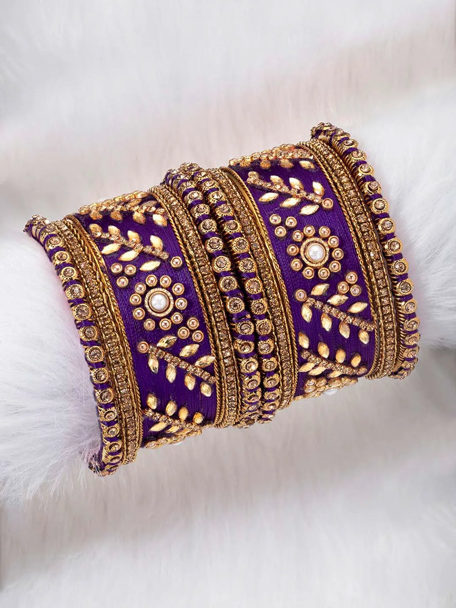 Exquisite Kundan Bangles | Peora Jewellery - Traditional Elegance