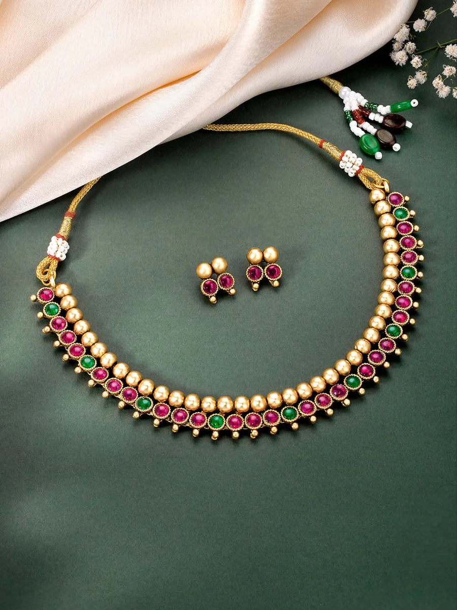 Short Necklace Set by Peora | Chic Fashion Jewellery for Women


