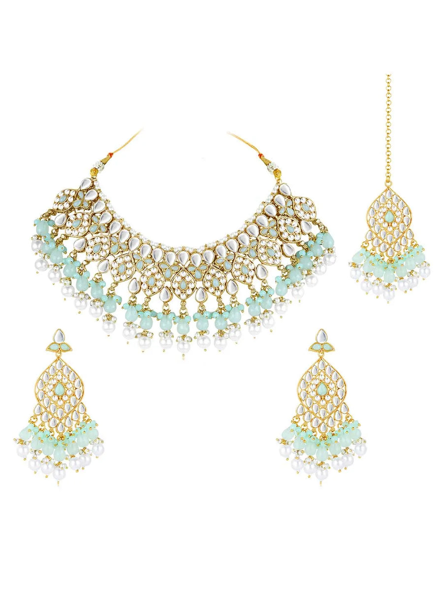 Necklace Set by Peora – Timeless Elegance in Every Detail