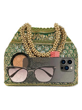 Dazzling Evenings Wristlet Potli - Green