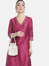 Lustrous Carry Pearl & Stones Potli Bag