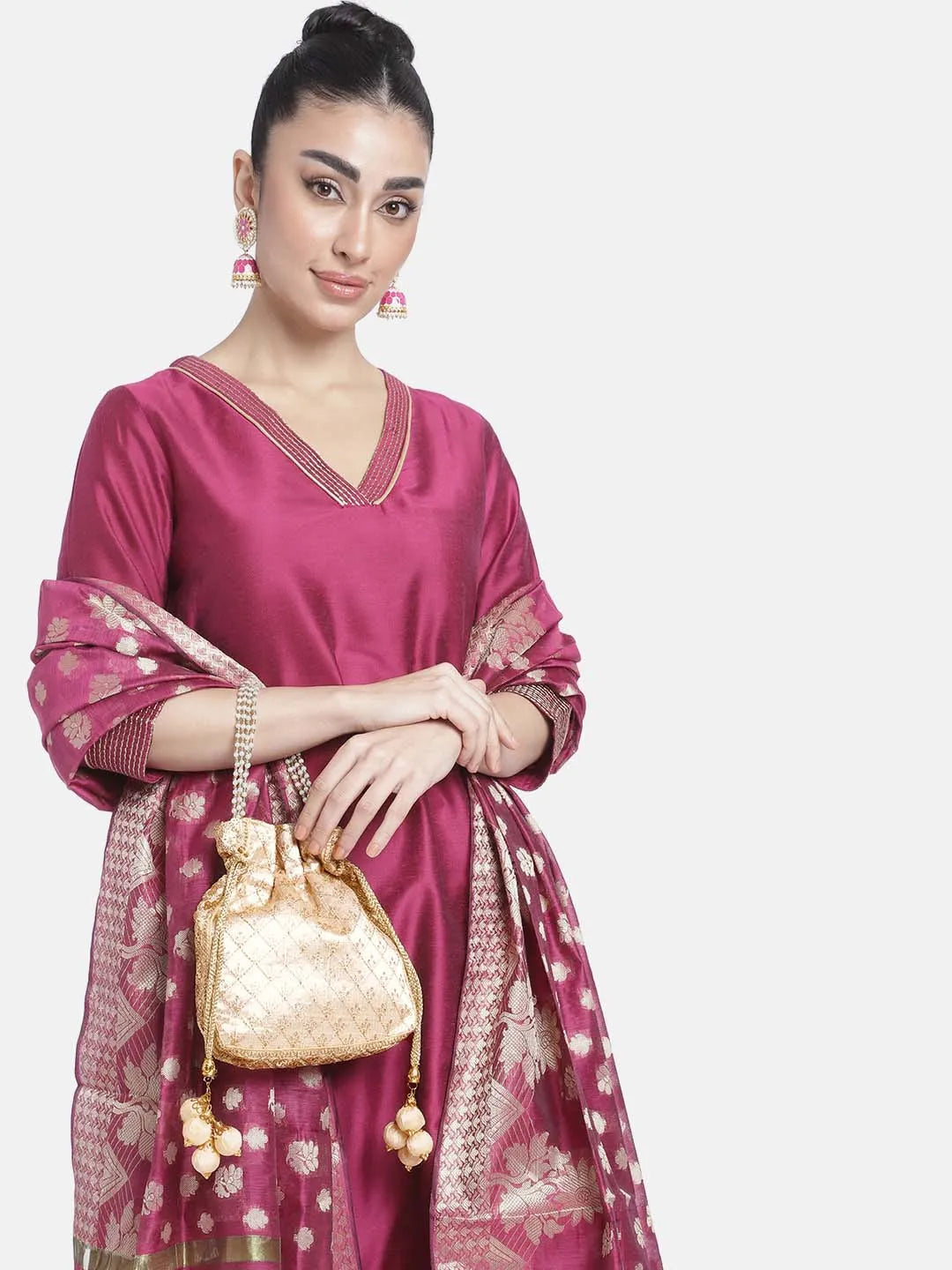 Stylish Glamour Grasp Potli Bag