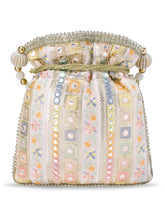Potli Perfection Elegant Wristlet