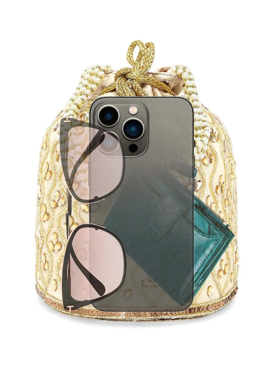 Chic Potli Bag for Fashion Brides - Cream