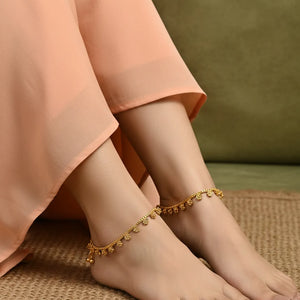 Floral Glow Thin Fancy Anklet Chain
