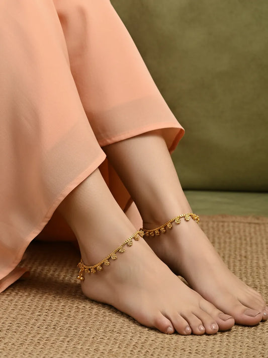 Floral Glow Thin Fancy Anklet Chain
