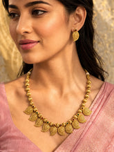 Gold Plated Traditional Paisley Necklace Set