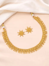 Festive Finesse Maharani Necklace Set
