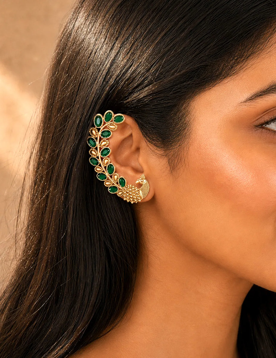 Peora Maharani Emerald Ear Cuff Earrings - Gold