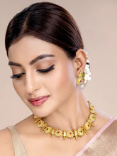 Surya Chakra Kundan Stone Necklace