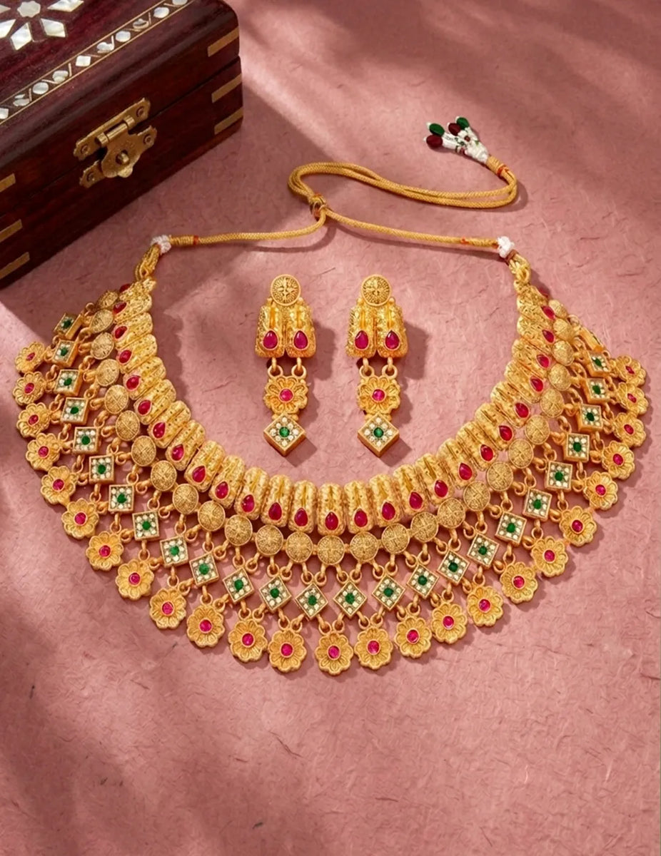 Peora Royal Floral Maharani Necklace Set - Gold