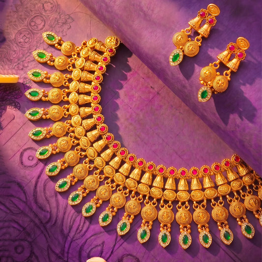 Peora Maharani Bridal Necklace Set - Gold