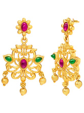 Peora Floral Radiance Necklace Set - Gold
