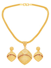 Peora Petal Grace Pendent Necklace Set - Gold