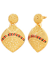 Peora Petal Grace Pendent Necklace Set - Gold