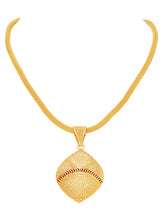 Peora Petal Grace Pendent Necklace Set - Gold