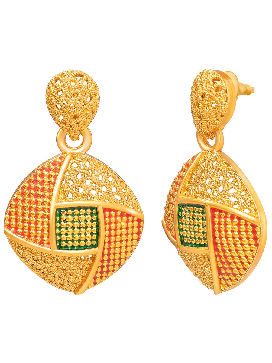 Peora Heritage Grid Pendent  Necklace Set - Gold