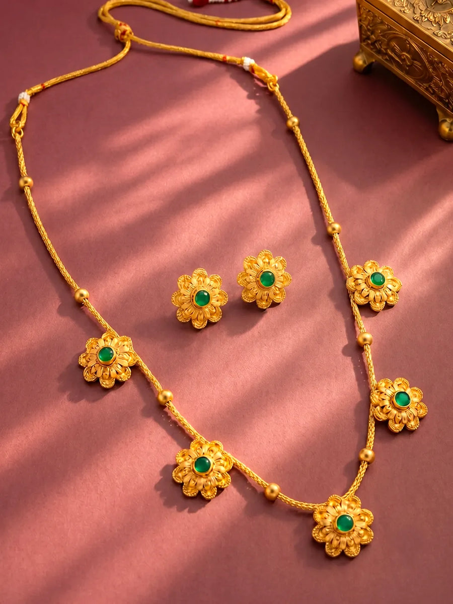 Peora Traditional Floral Green Necklace Set - Gold