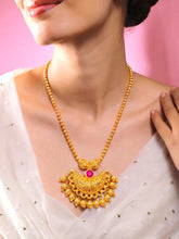 Peora Ruby Charm Regal Necklace - Gold