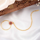 Elegant Stone Nathiya by Peora – Sparkle with Tradition