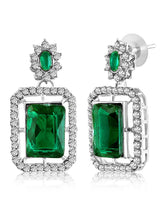 Glamorous Green Maang Tikka Set